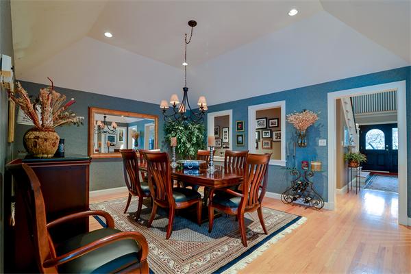 240 Salem End Road Framingham, MA 01702 - Photo 6 of 20 Gallery Image 6