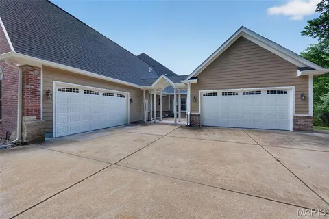 $1,499,000 | 5 Kehrs Mill Glen Court, Clarkson Valley, MO 63005