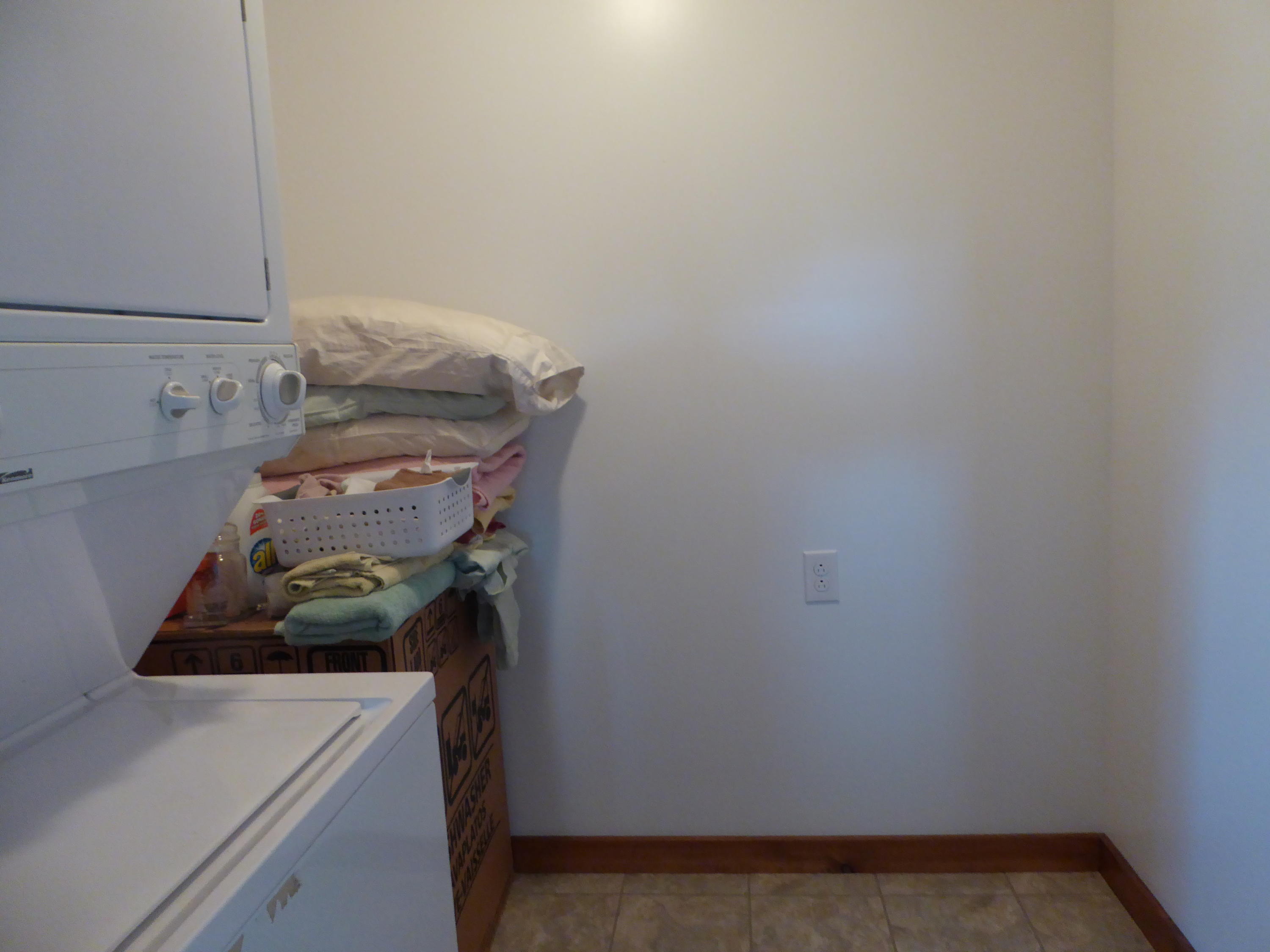 500 Hurds Branch Road Ferrum, VA 24088 - Photo 7 of 60 a utility room with dryer and washer