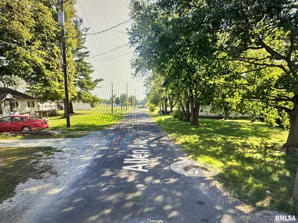 $4,000 | 1135 Allen Avenue, Jacksonville, IL 62650