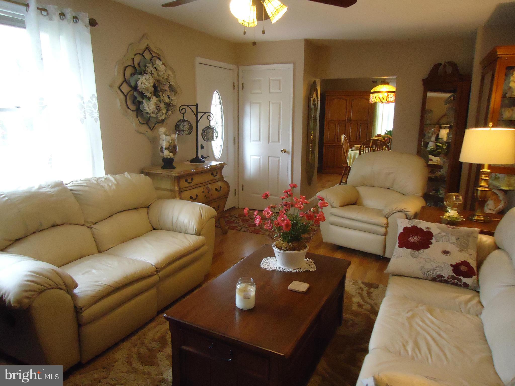 2570 Cove Point Road Lusby, MD 20657 - Photo 2 of 29 Living Room