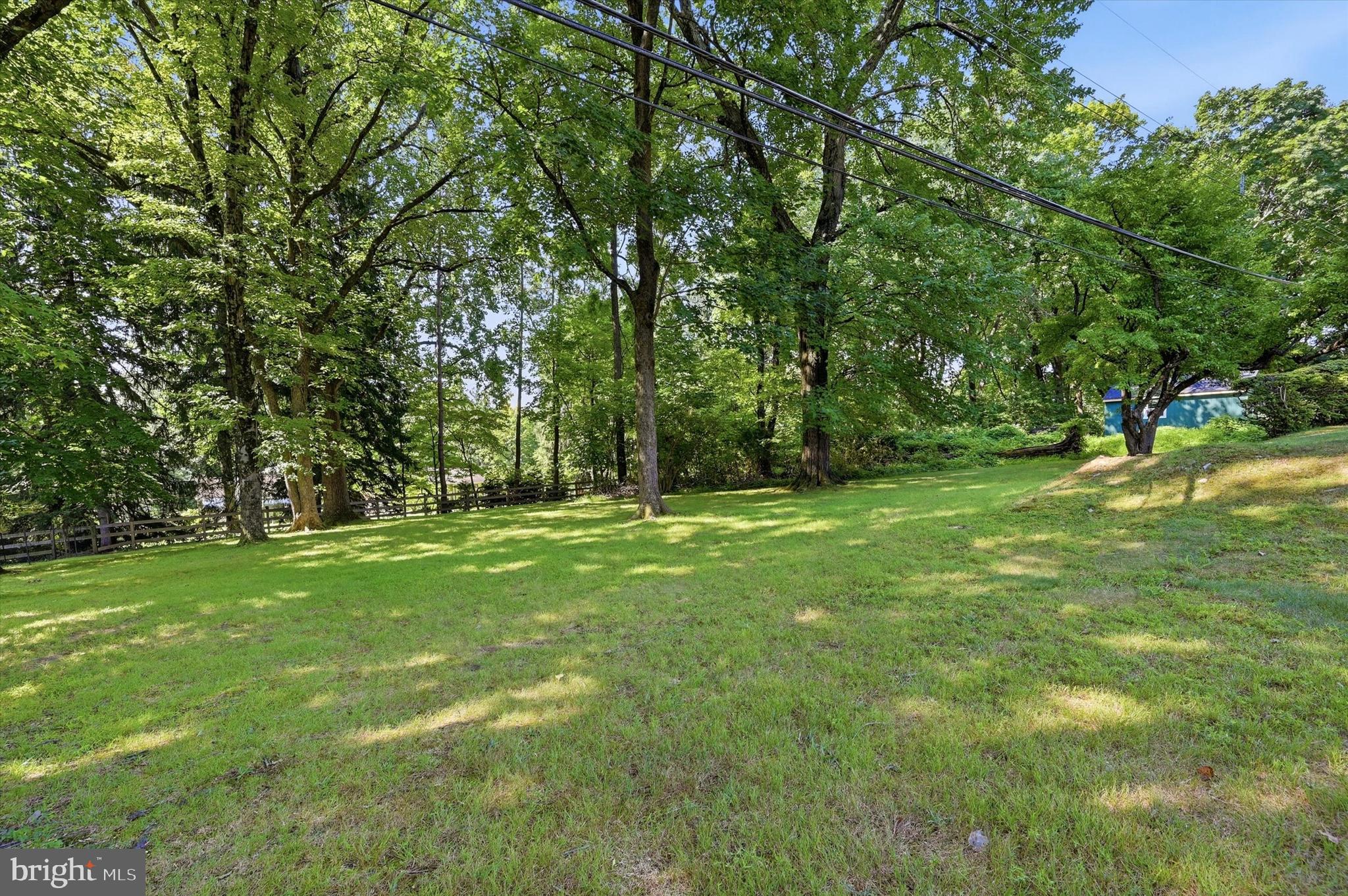 2745 Edge Hill Road Huntingdon Valley, PA 19006 - Photo 24 of 25 Gallery Image 24