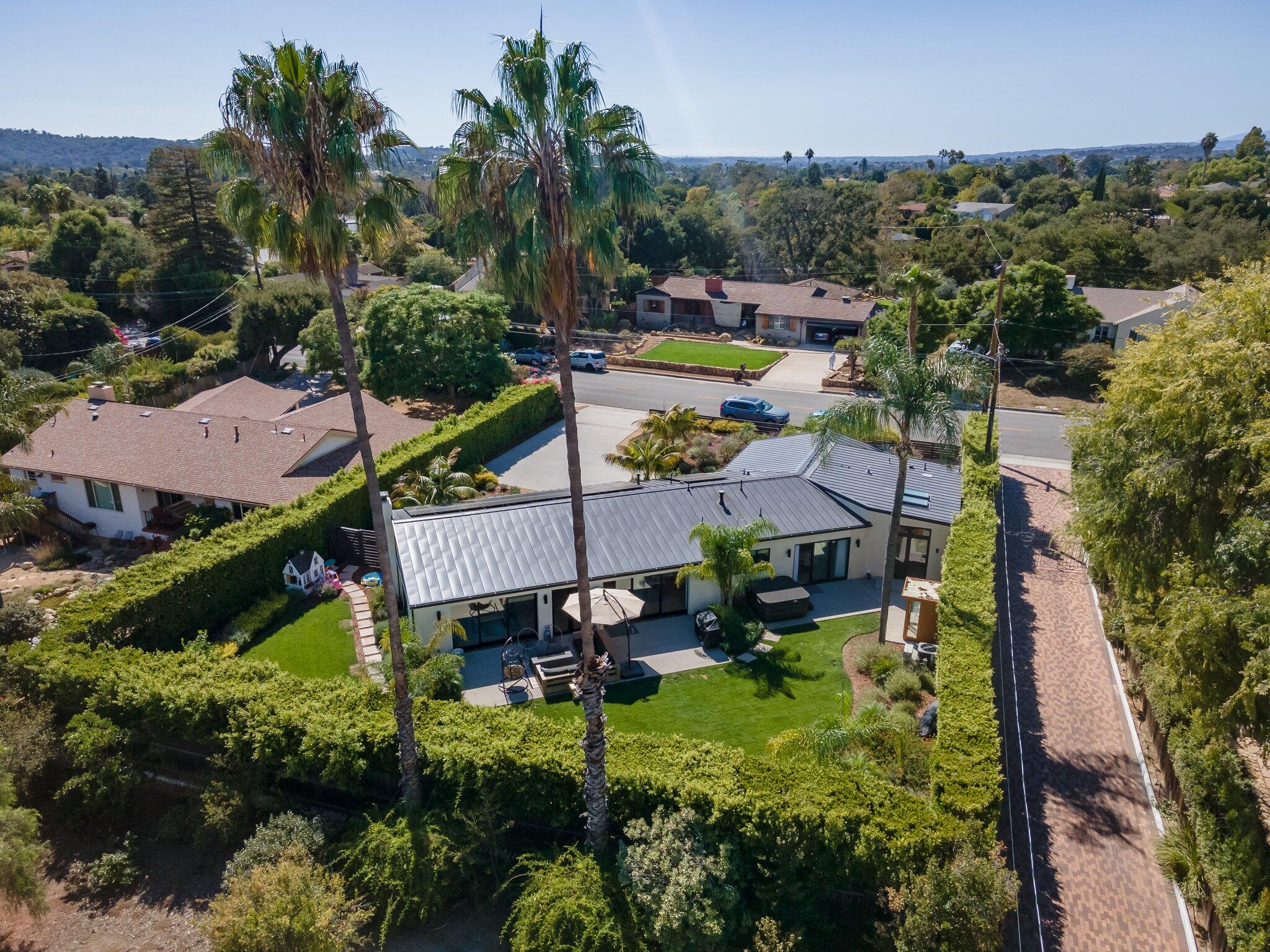 626 San Roque Road Santa Barbara, CA 93105 - Photo 43 of 45 High hedges for privacy