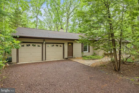 $665,000 | 39 Thunderhead Drive, Medford, NJ 08055