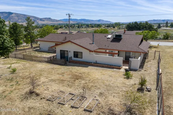 $430,000 | 21041 Lonely Lane, Tehachapi, CA 93561
