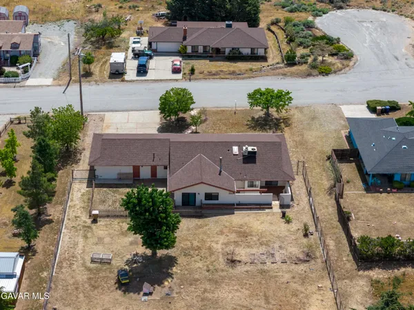 $430,000 | 21041 Lonely Lane, Tehachapi, CA 93561