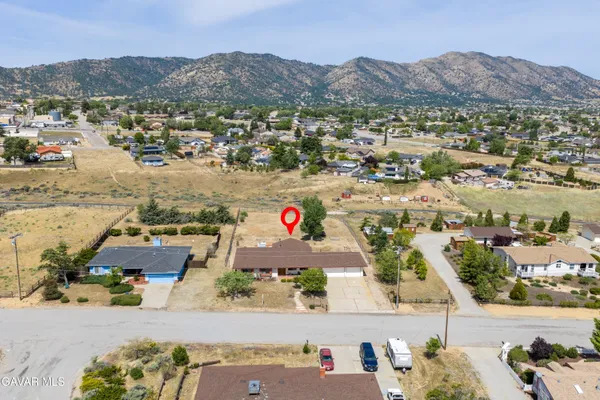 $430,000 | 21041 Lonely Lane, Tehachapi, CA 93561