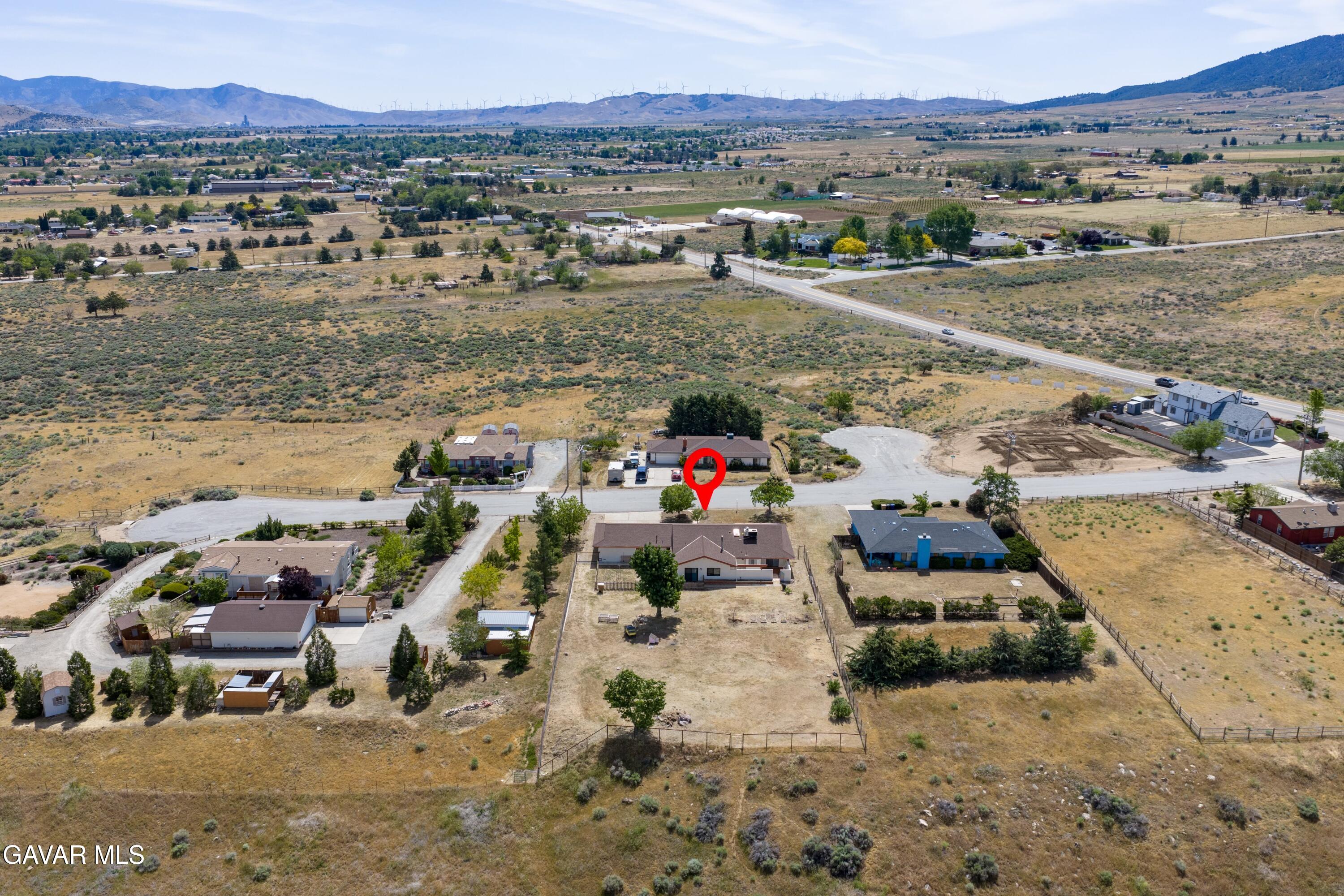 21041 Lonely Lane Tehachapi, CA 93561 - Photo 33 of 36 28-DJI_20260502110314_0238_D-HDR-Edit