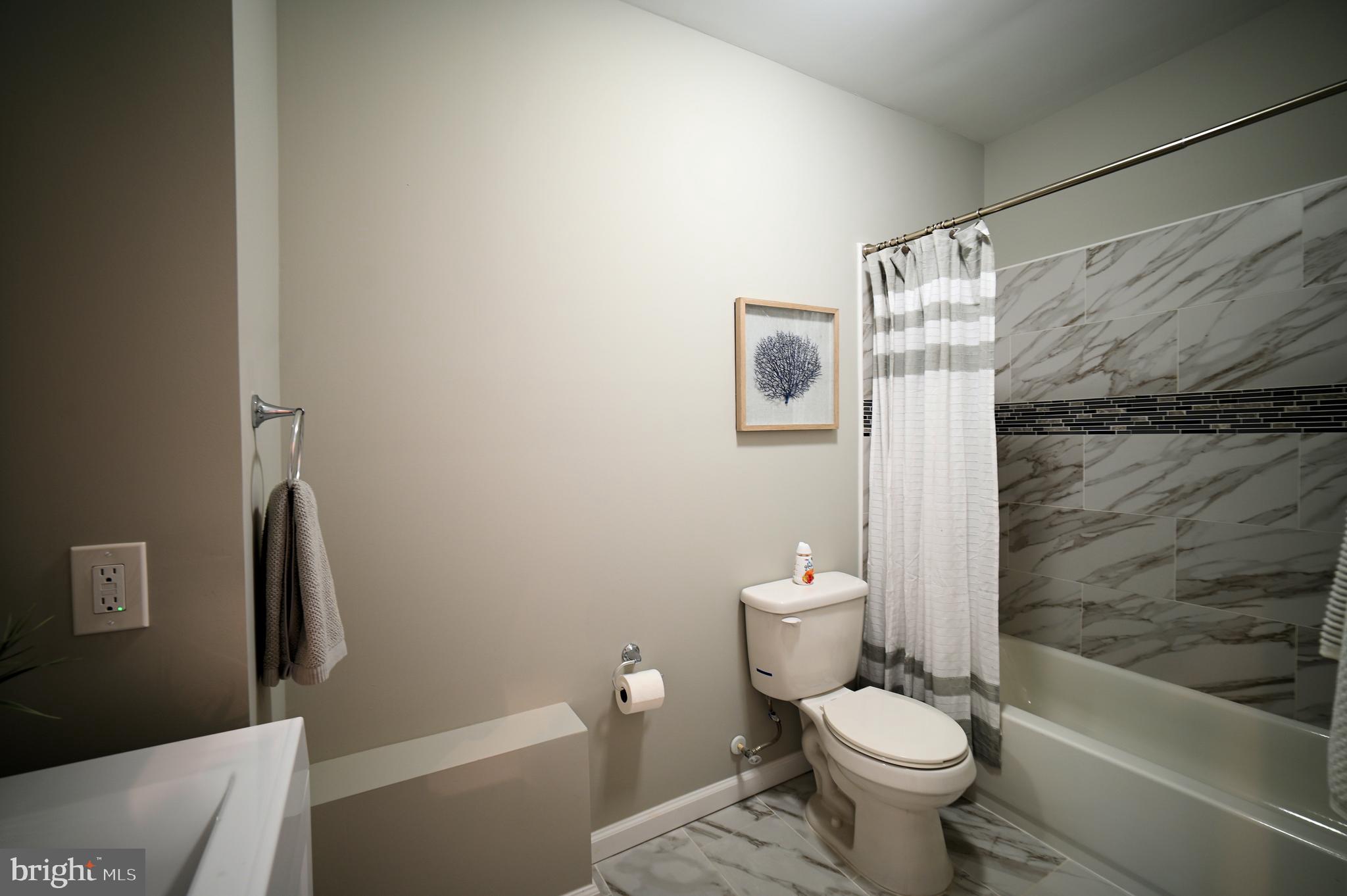 4712 Three Oaks Road Pikesville, MD 21208 - Photo 12 of 18 Bathroom on Main Floor
