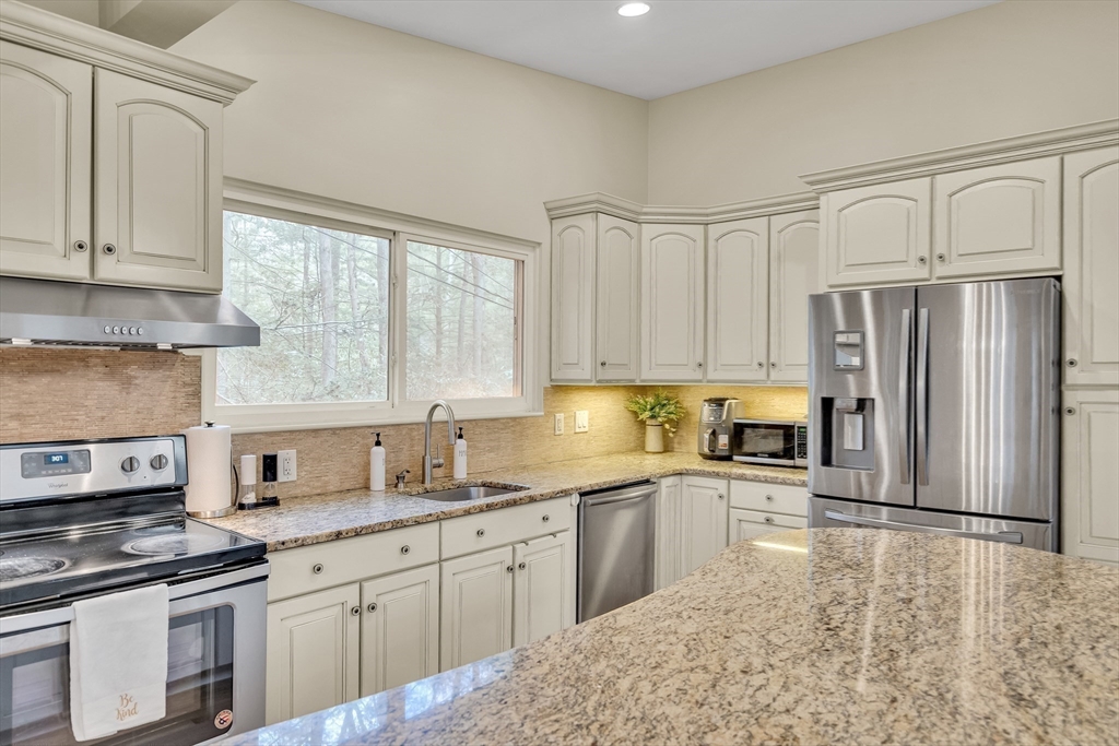 52 Turning Mill Road Lexington, MA 02420 - Photo 8 of 37 Gallery Image 8
