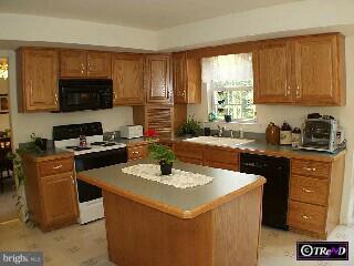 1729 Cocalico Road Birdsboro, PA 19508 - Photo 2 of 6 Gallery Image 2