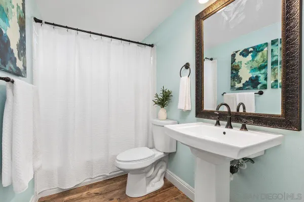 $789,950 | 1531 Oak Hill Drive, Escondido, CA 92027