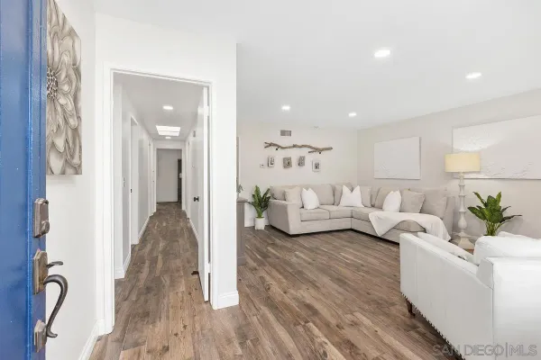 $789,950 | 1531 Oak Hill Drive, Escondido, CA 92027