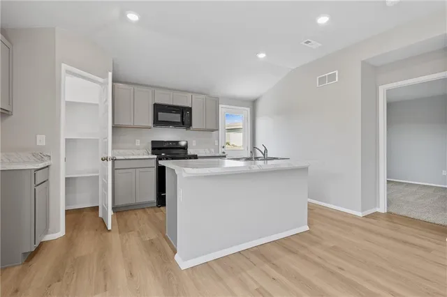 $293,865 | 37754 West 208th Terrace, Edgerton, KS 66021