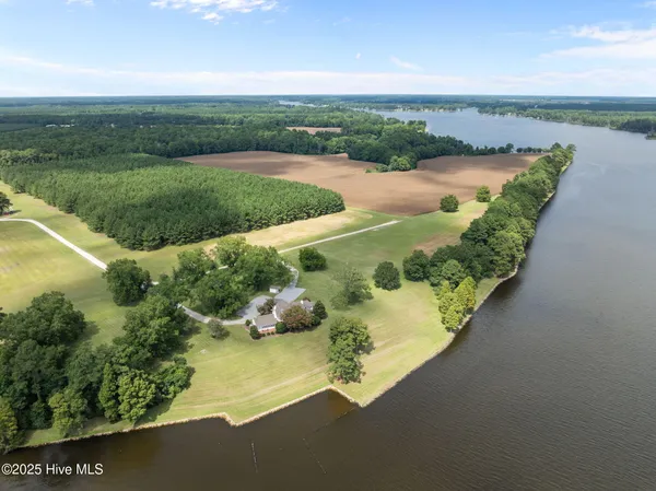 $17,500,000 | 5624 Archbell Road, Bath, NC 27808