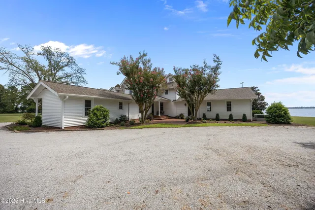 $17,500,000 | 5624 Archbell Road, Bath, NC 27808