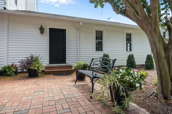 $17,500,000 | 5624 Archbell Road, Bath, NC 27808