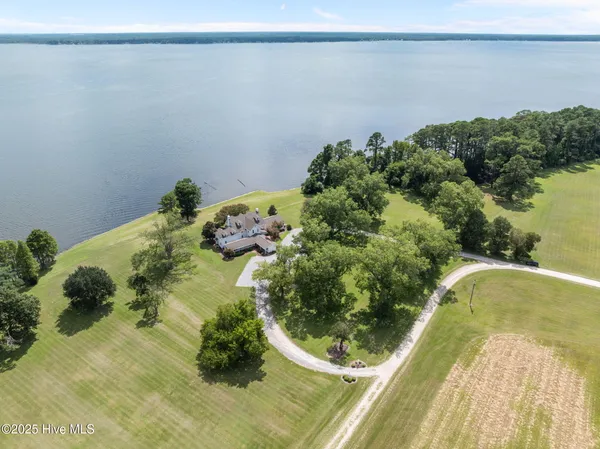 $17,500,000 | 5624 Archbell Road, Bath, NC 27808