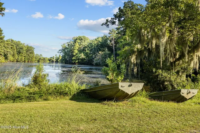 $17,500,000 | 5624 Archbell Road, Bath, NC 27808