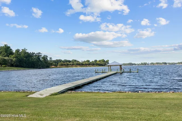 $17,500,000 | 5624 Archbell Road, Bath, NC 27808