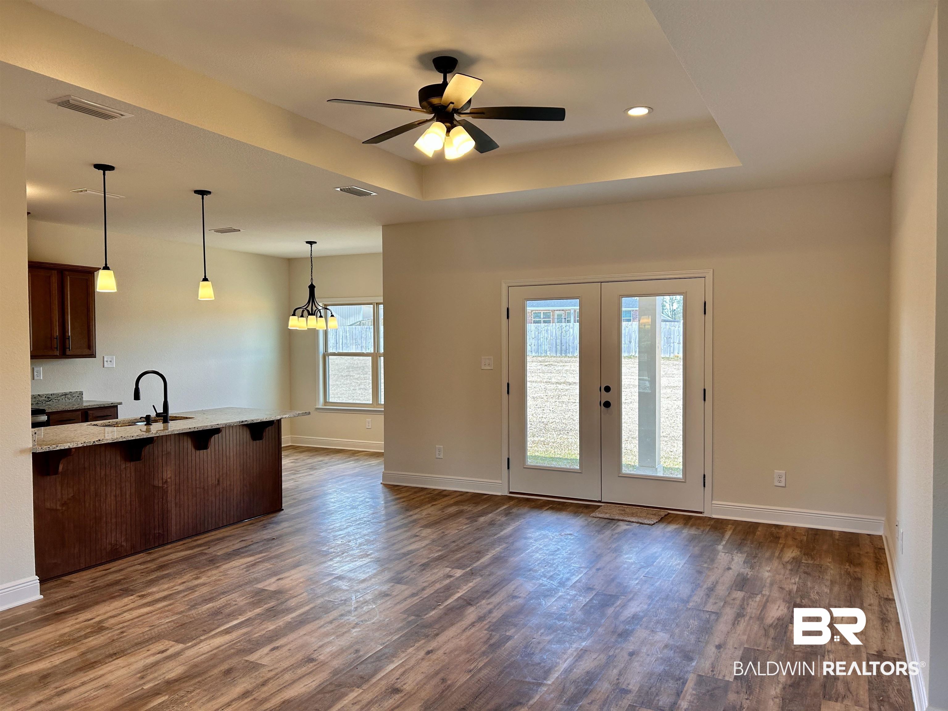 22705 Ridgewood Drive Robertsdale, AL 36567 - Photo 8 of 10 Gallery Image 8