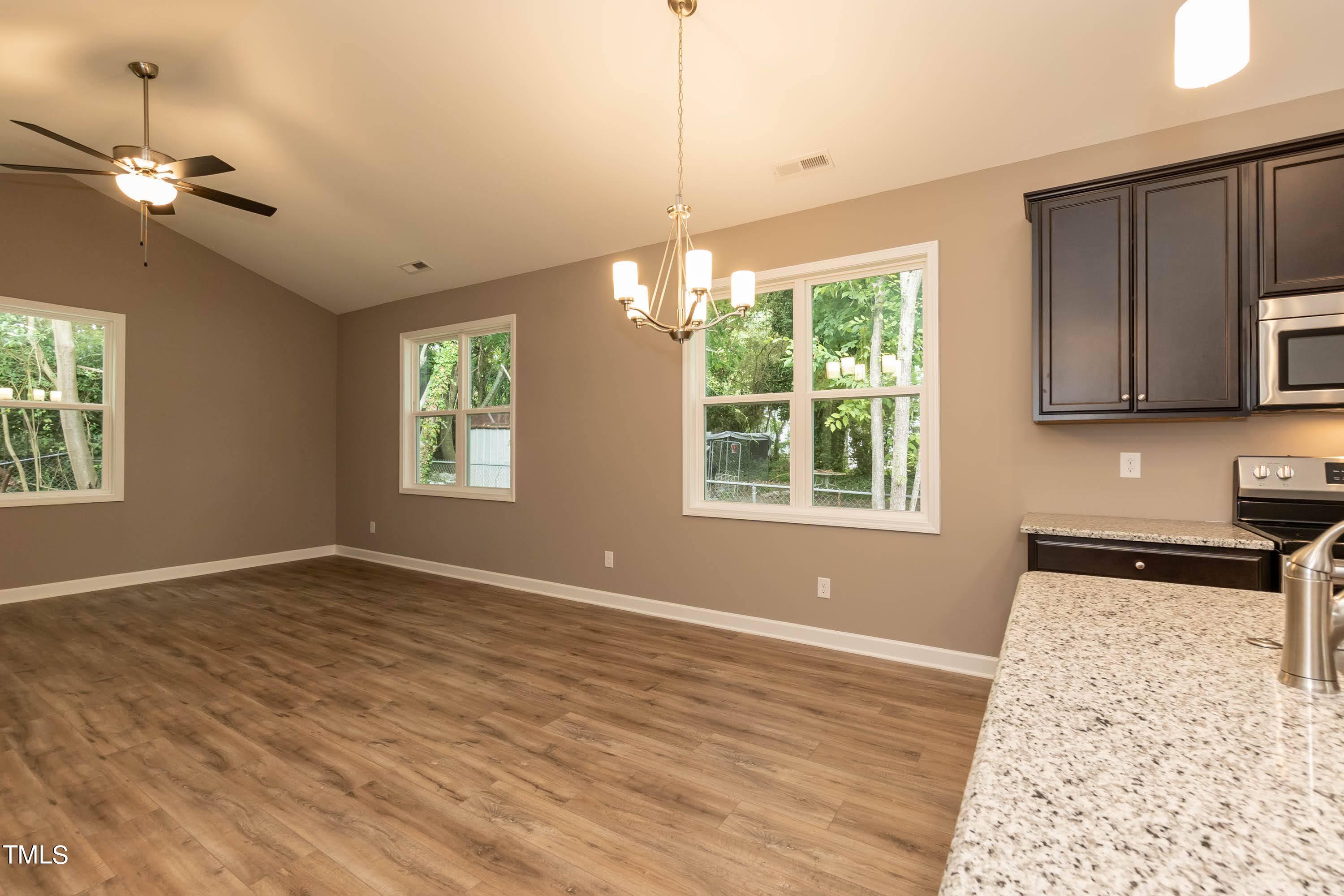 809 East Edgerton Street Dunn, NC 28334 - Photo 11 of 18 Dining 01