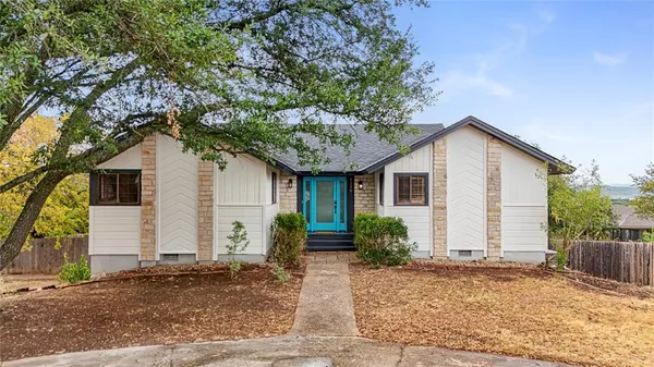 $2,275 | 21205 National Drive, Lago Vista, TX 78645