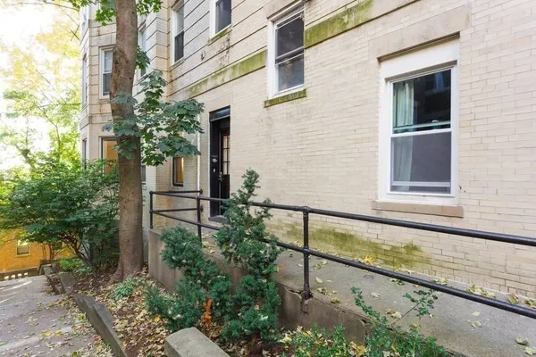 $4,650 | 89 Mason Terrace, Unit A1, Brookline, MA 02446