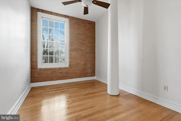 $2,795 | 2501-00 Christian Street, Unit 105, Philadelphia, PA 19146