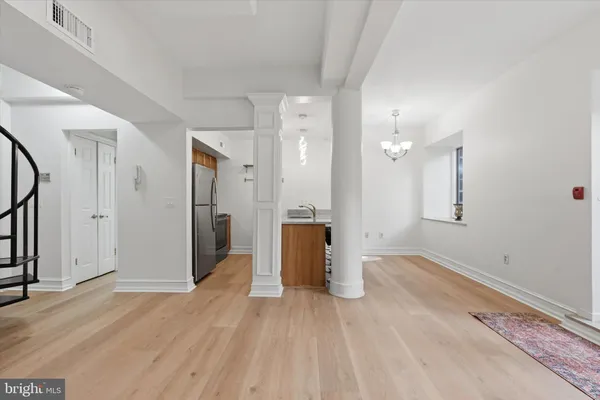 $2,795 | 2501-00 Christian Street, Unit 105, Philadelphia, PA 19146