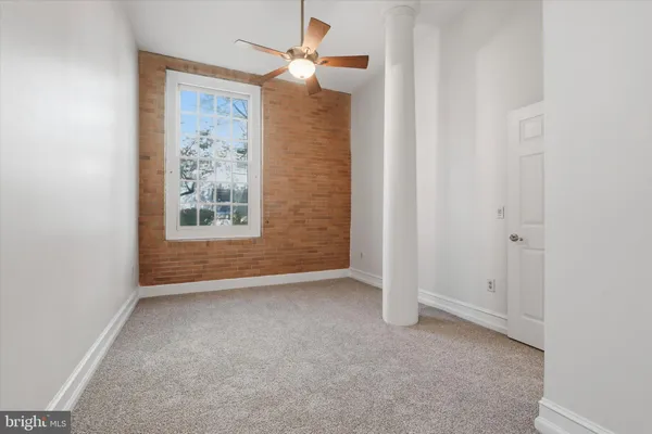 $2,795 | 2501-00 Christian Street, Unit 105, Philadelphia, PA 19146