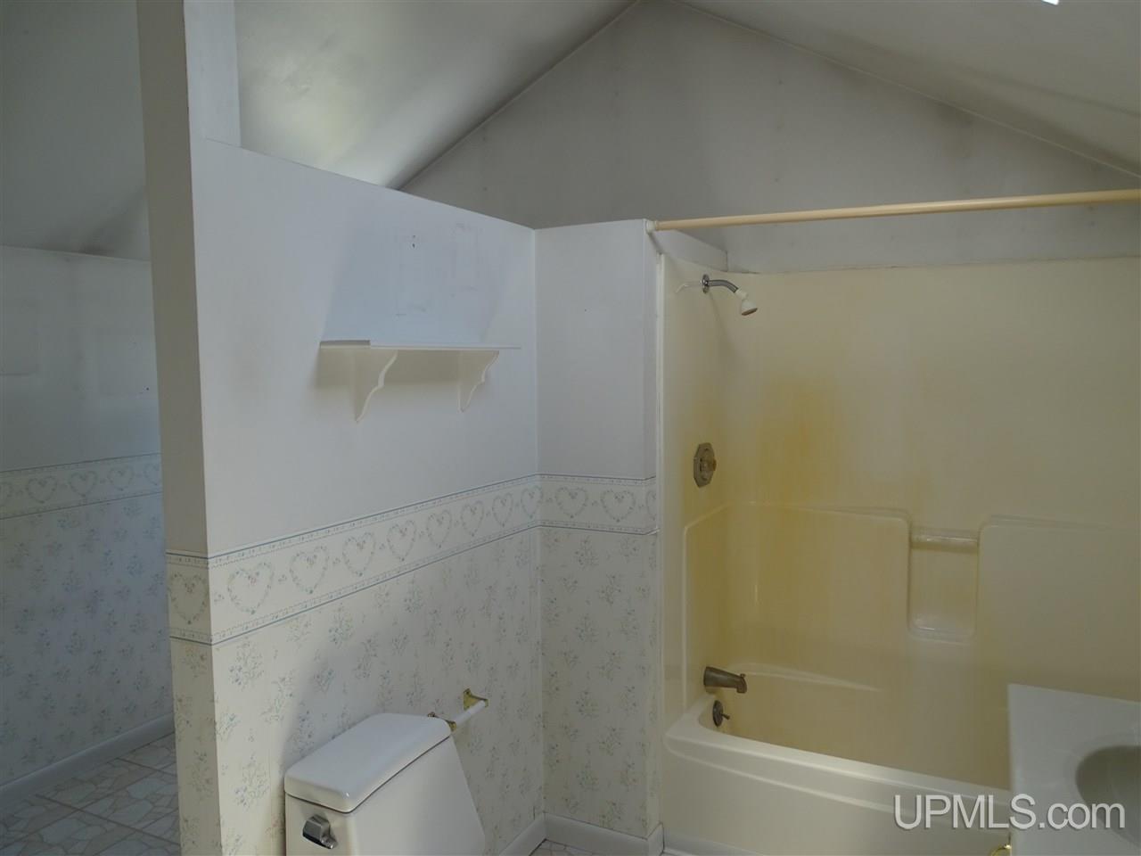 3883 Town Rd AA Florence, WI 54121 - Photo 11 of 18 Gallery Image 11