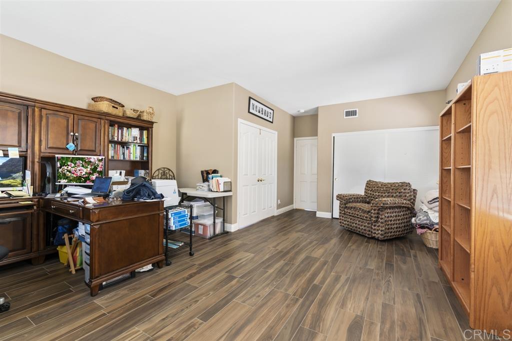 2313 Masters Road Carlsbad, CA 92008 - Photo 20 of 25 Gallery Image 20