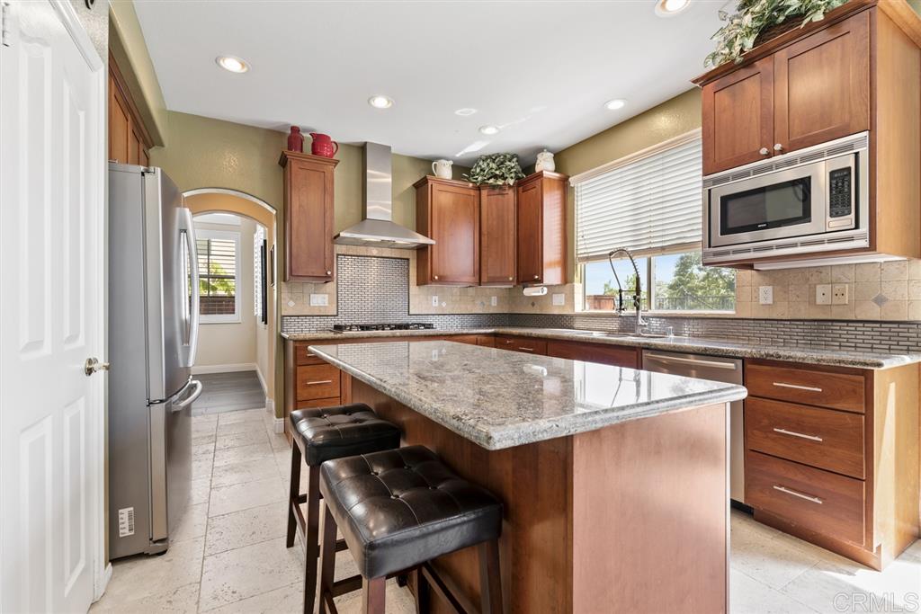 2313 Masters Road Carlsbad, CA 92008 - Photo 8 of 25 Gallery Image 8