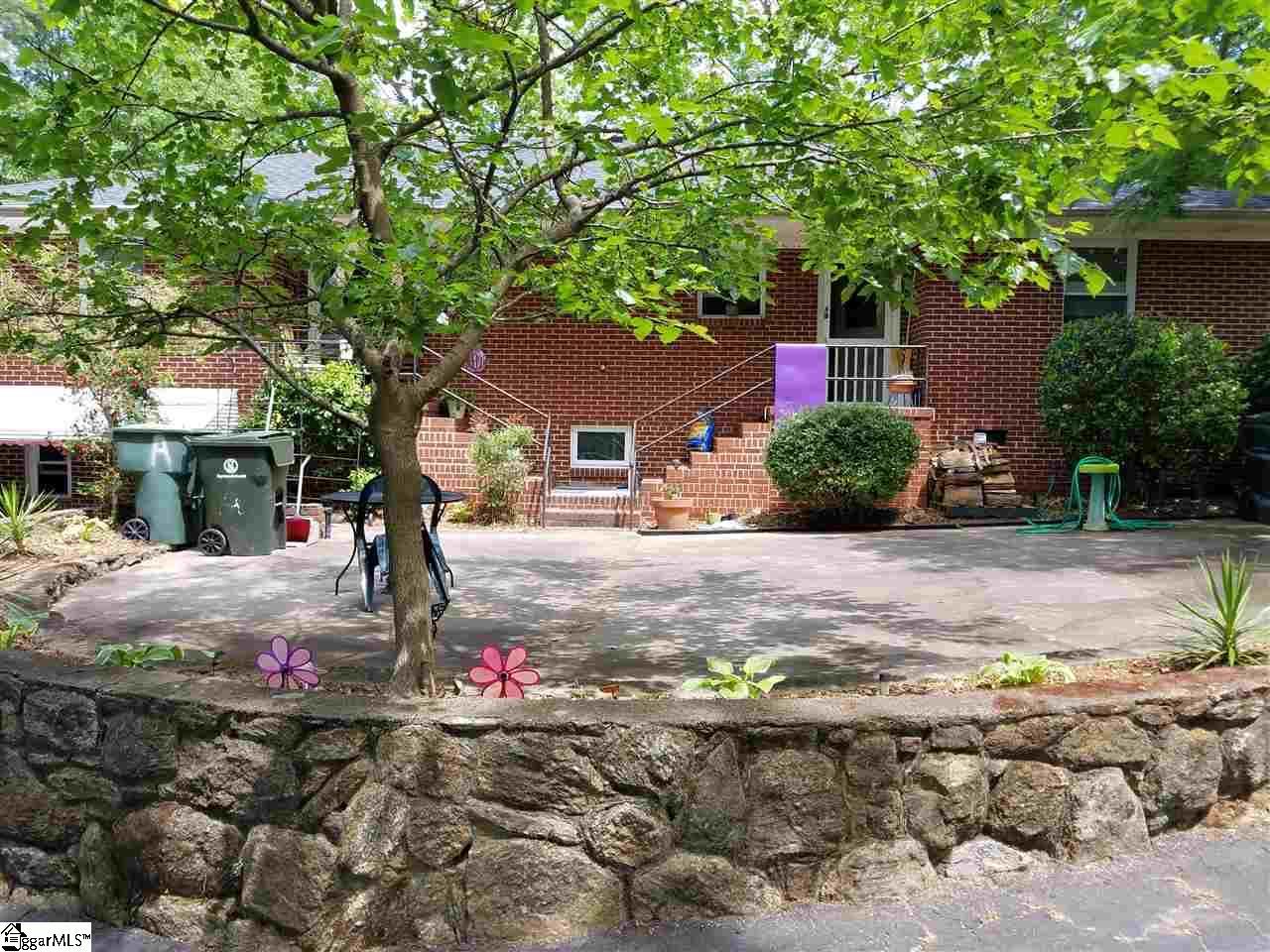 6 Crescent Ridge Drive Greenville, SC 29615 - Photo 4 of 11 Gallery Image 4
