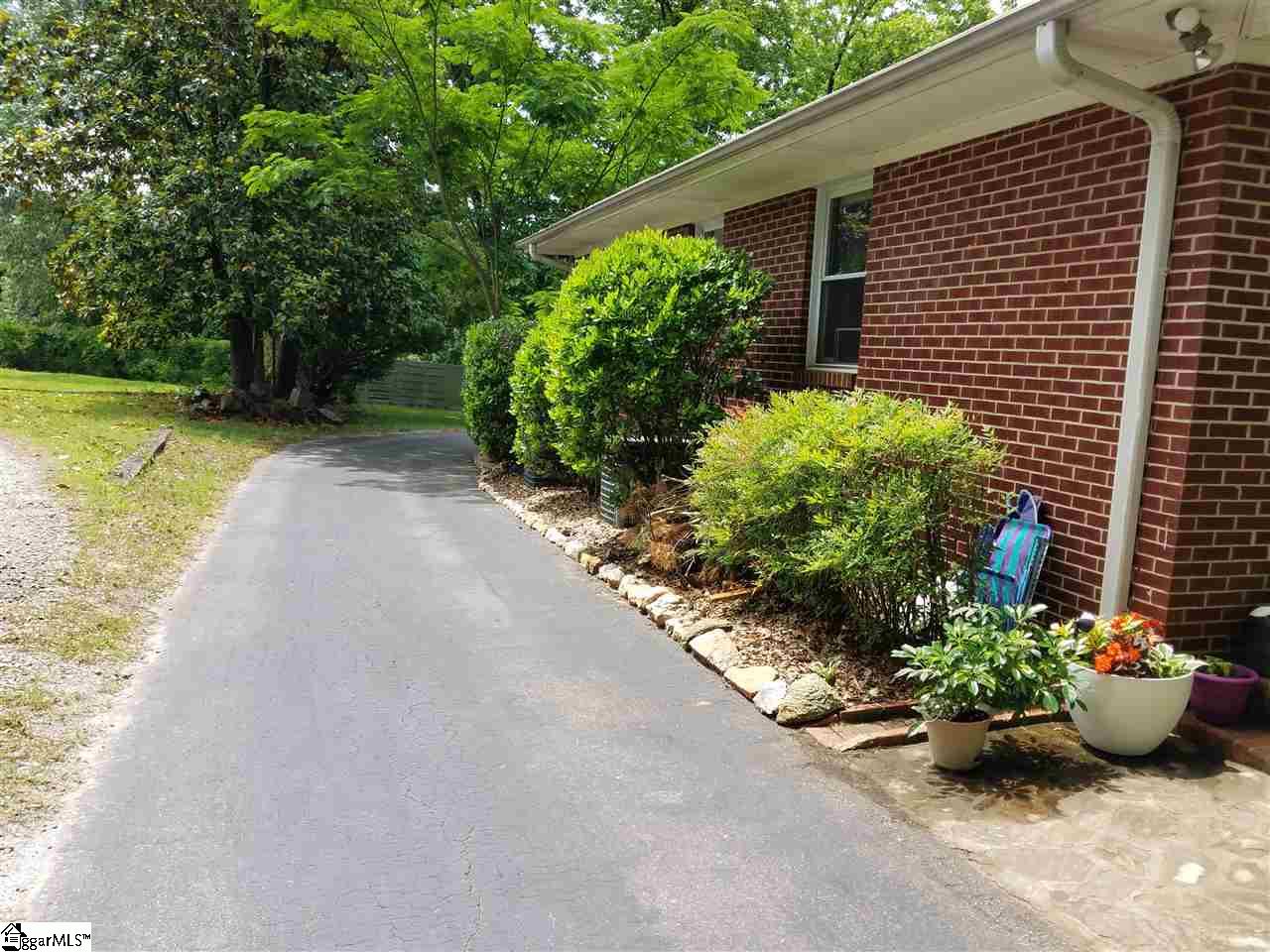 6 Crescent Ridge Drive Greenville, SC 29615 - Photo 10 of 11 Gallery Image 10