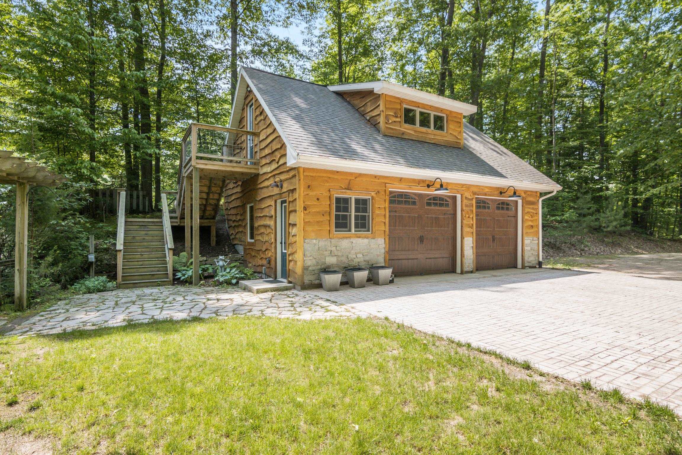 967 Old Miller Road Beulah, MI 49617 - Photo 4 of 51