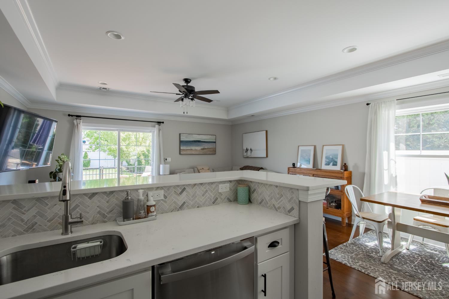 20 Waverly Street Keyport, NJ 07735 - Photo 6 of 28