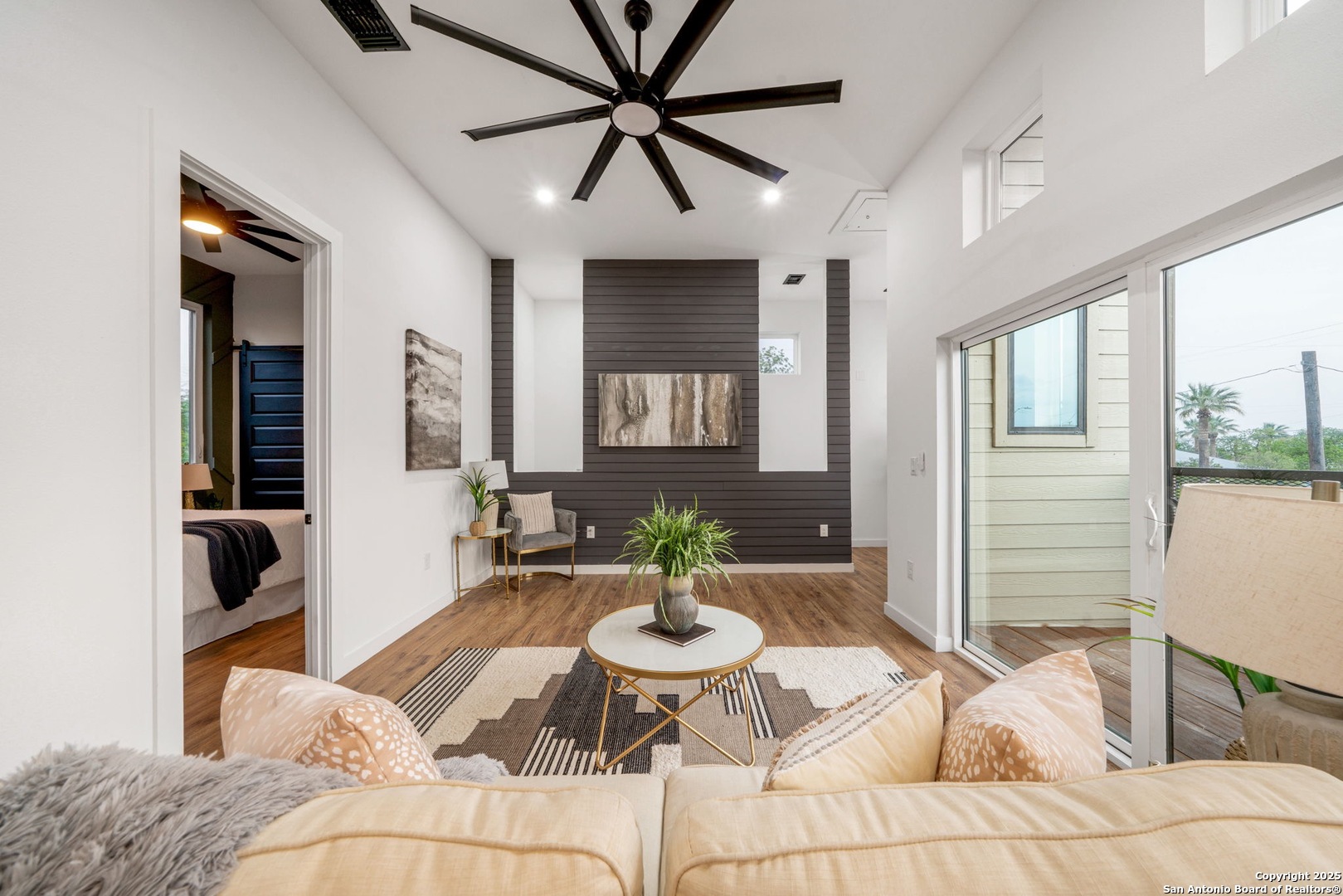 107 Harding Place, Unit 101 San Antonio, TX 78203 - Photo 8 of 39 a view of a livingroom with furniture and window