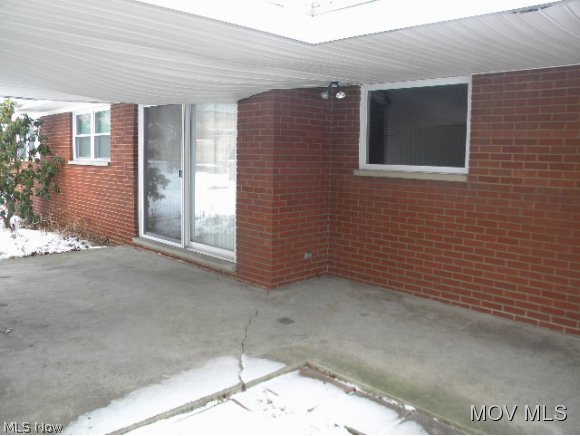 701 South Ritchie Avenue Ravenswood, WV 26164 - Photo 7 of 8 breezeway