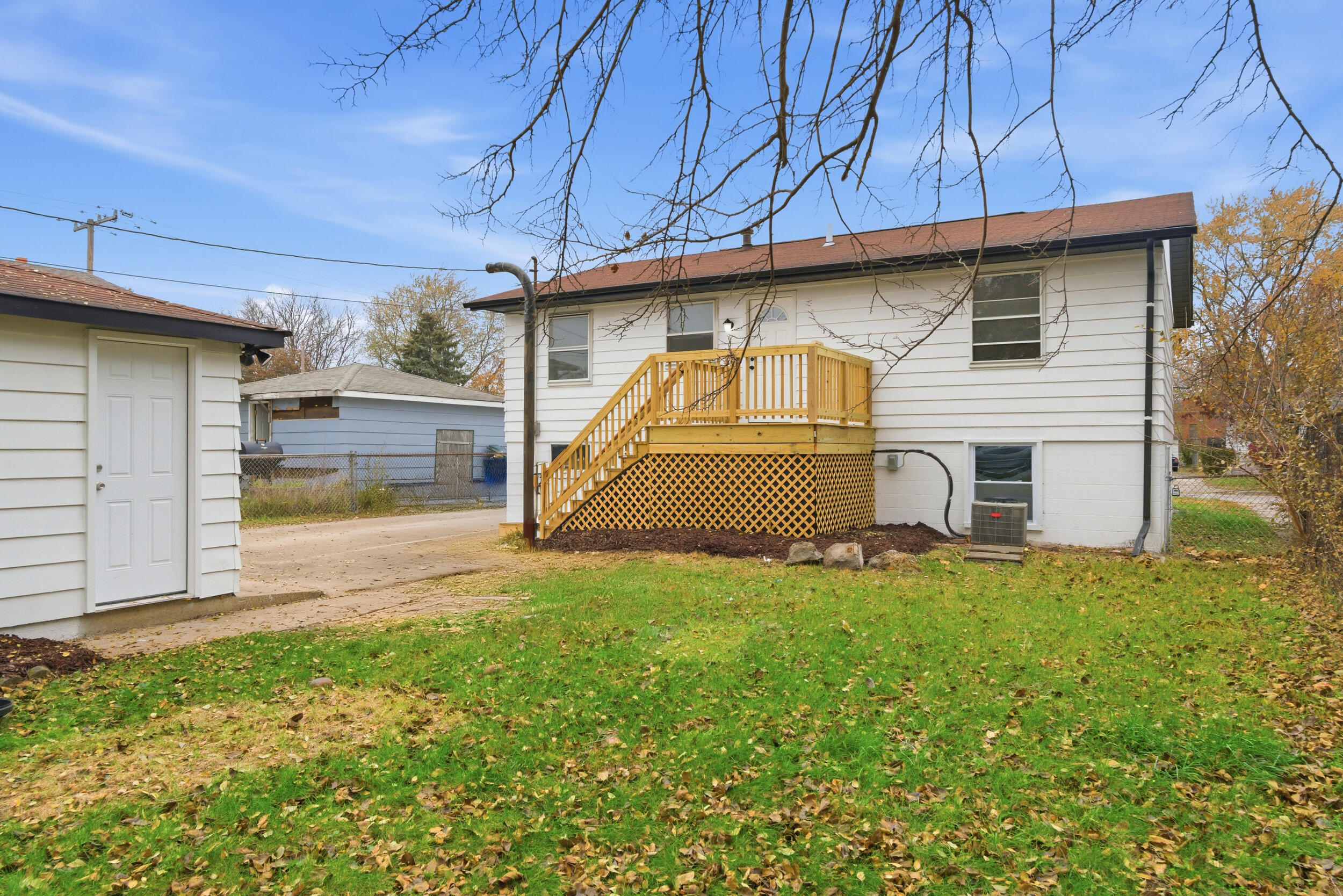 3610 175th Place Hammond, IN 46323 - Photo 4 of 21 a view of a backyard of the house