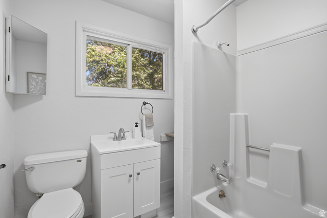 6889 South Village Road Salt Lake City, UT 84121 - Photo 17 of 44 Bathroom 1