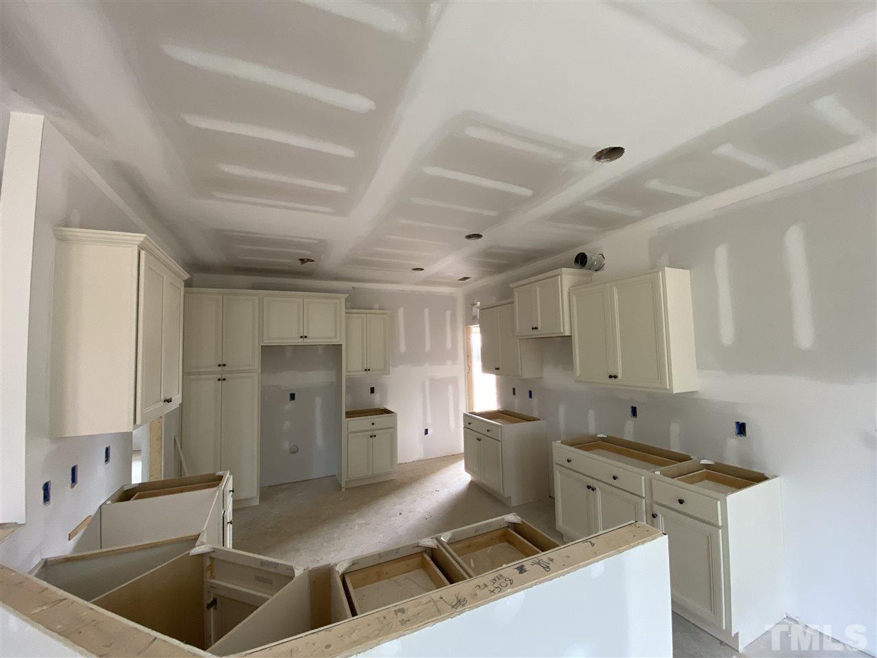 180 Coats Ridge Drive Benson, NC 27504 - Photo 2 of 10 Gallery Image 2