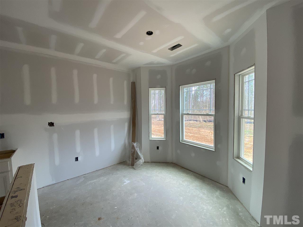 180 Coats Ridge Drive Benson, NC 27504 - Photo 4 of 10 Gallery Image 4