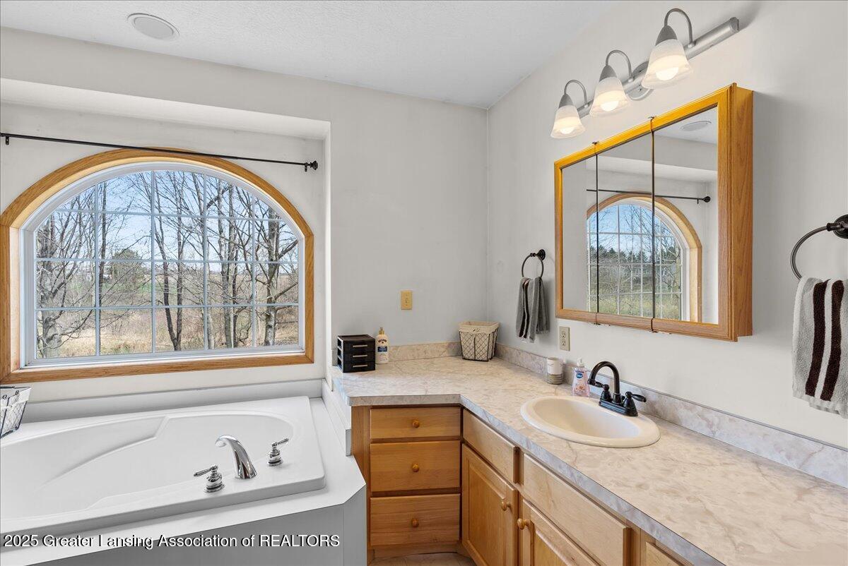 7700 East Walker Road Ovid, MI 48866 - Photo 17 of 48 10-Media Jett - 06