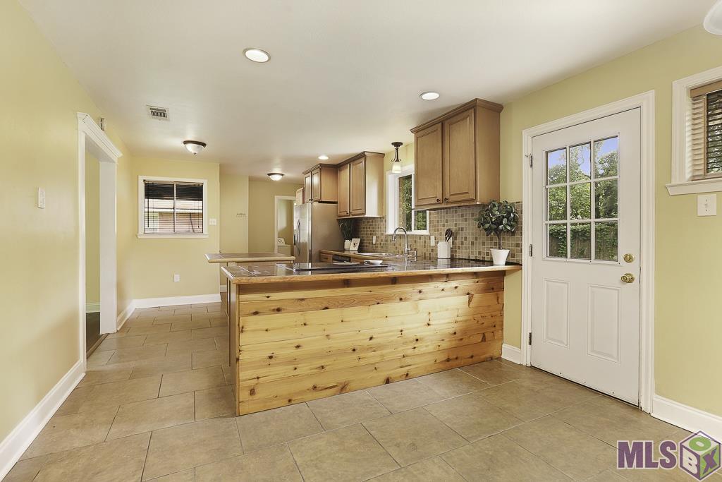 4240 Bea Drive Baton Rouge, LA 70809 - Photo 8 of 21
