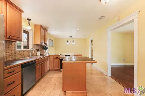 $199,000 | 4240 Bea Drive, Baton Rouge, LA 70809
