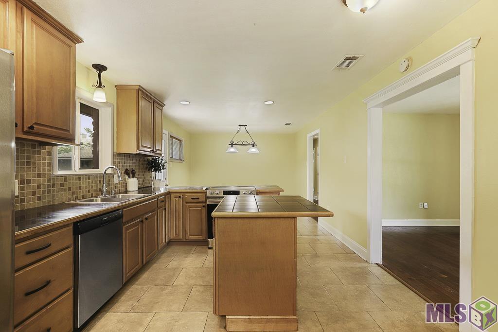 4240 Bea Drive Baton Rouge, LA 70809 - Photo 10 of 21
