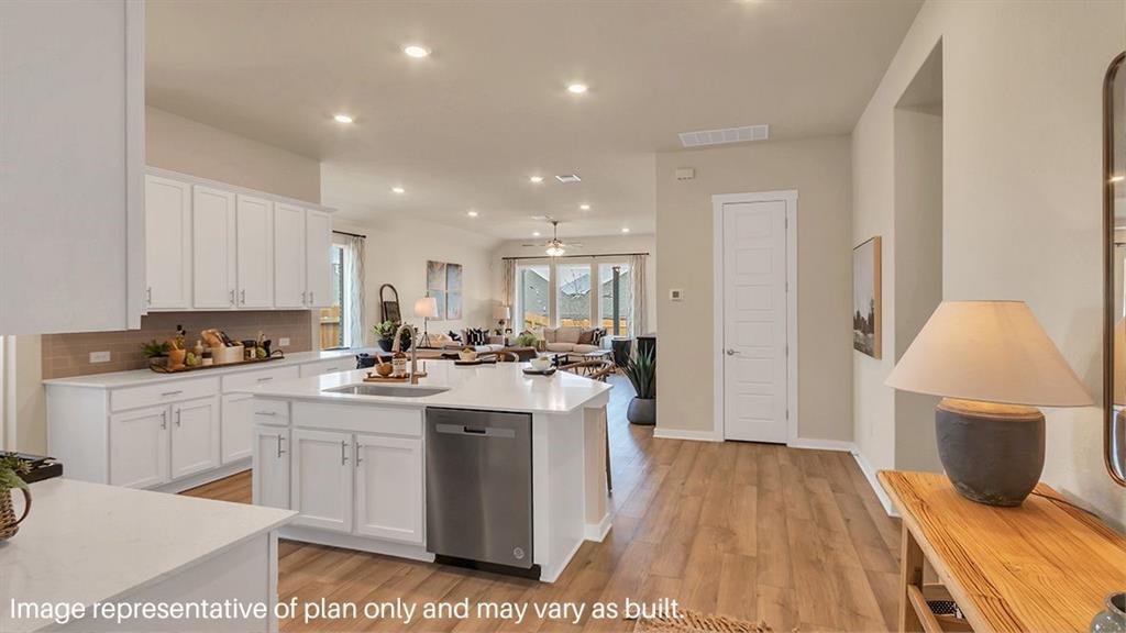 3685 Zenith Road Grand Prairie, TX 75052 - Photo 2 of 24