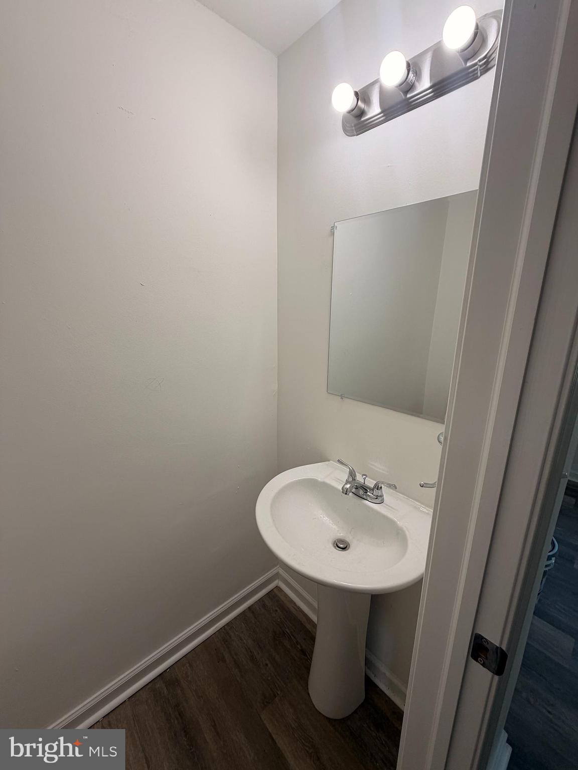 1235 Elson Road Brookhaven, PA 19015 - Photo 7 of 25 Gallery Image 7